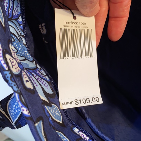 NWT Vera Bradley Turnlock Tote - Picture 6 of 8